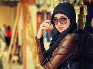 10 Hijab Blogger Paling Menginspirasi
